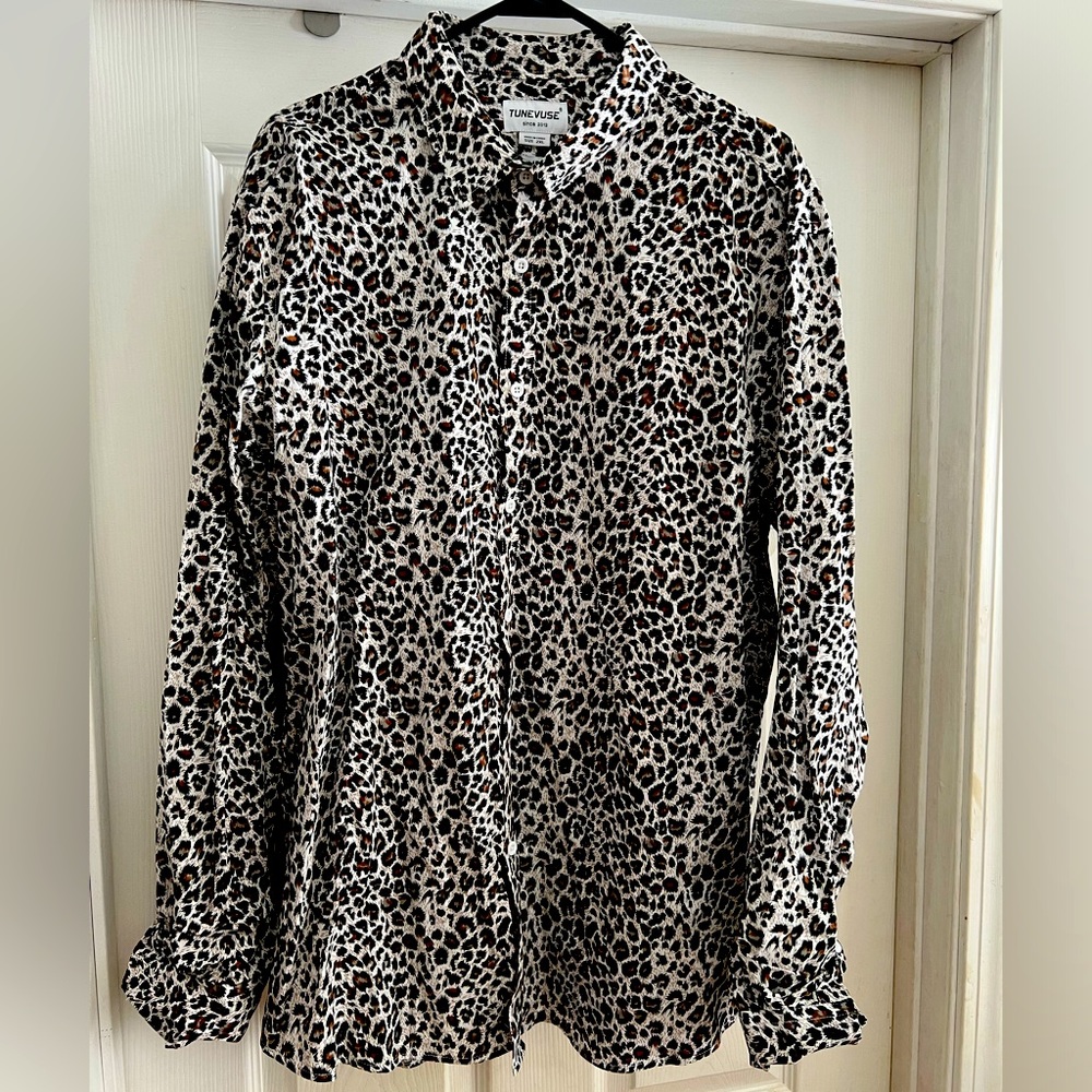 Tunevuse men’s leopard print long sleeve button down shirt